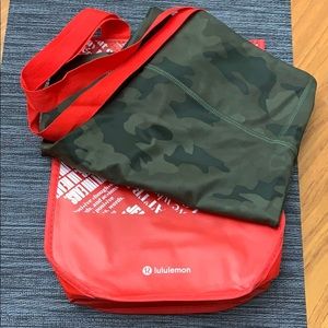 NWOT Lululemon Wunder Under Camo Crop